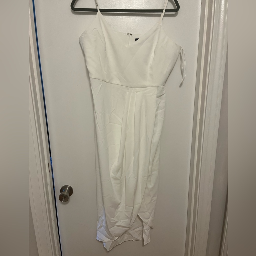 Lulus XL beautiful white dress NWT